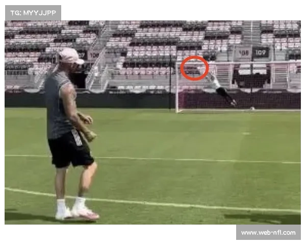 踢球手读秒阶段任意球命中，绝杀比赛